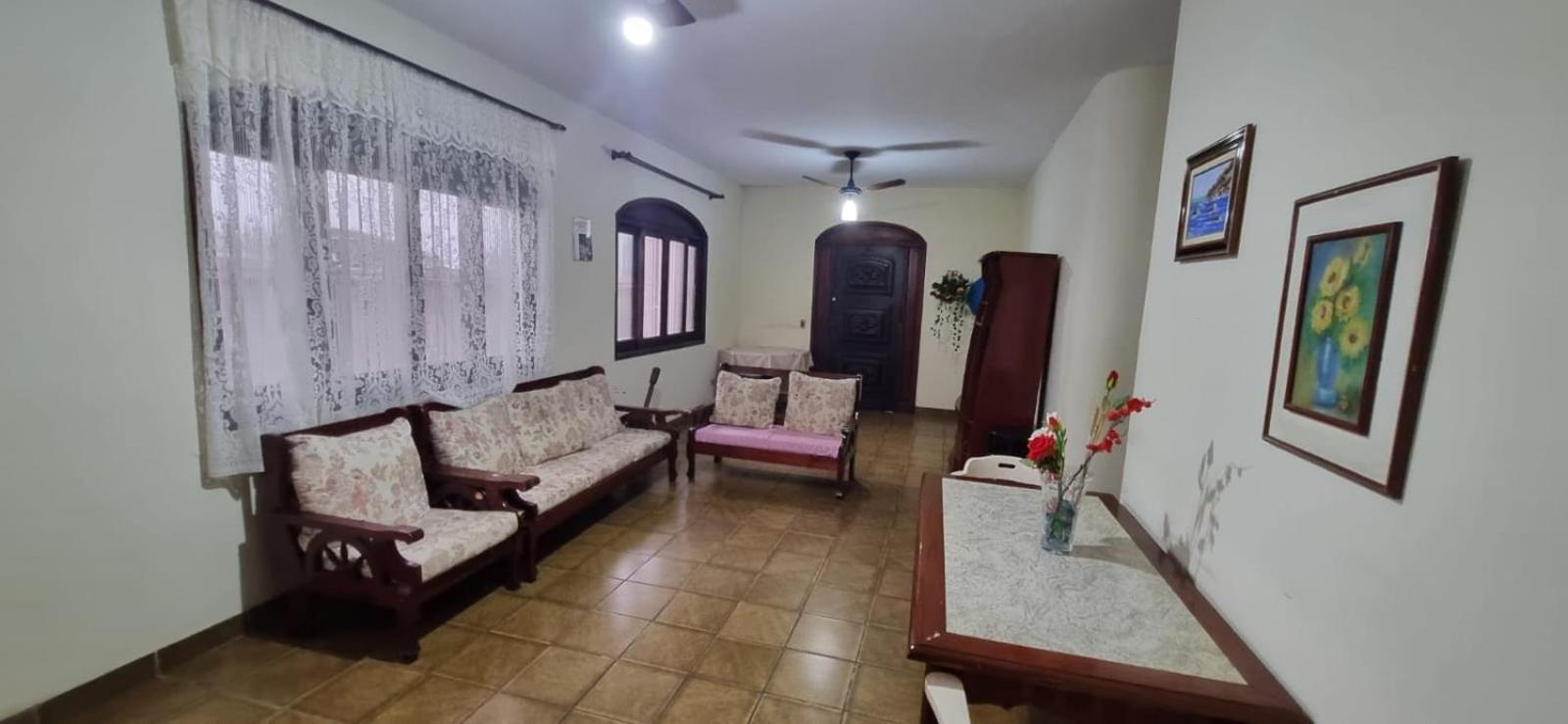 Casa Na Praia Das Asturias 瓜鲁雅 外观 照片